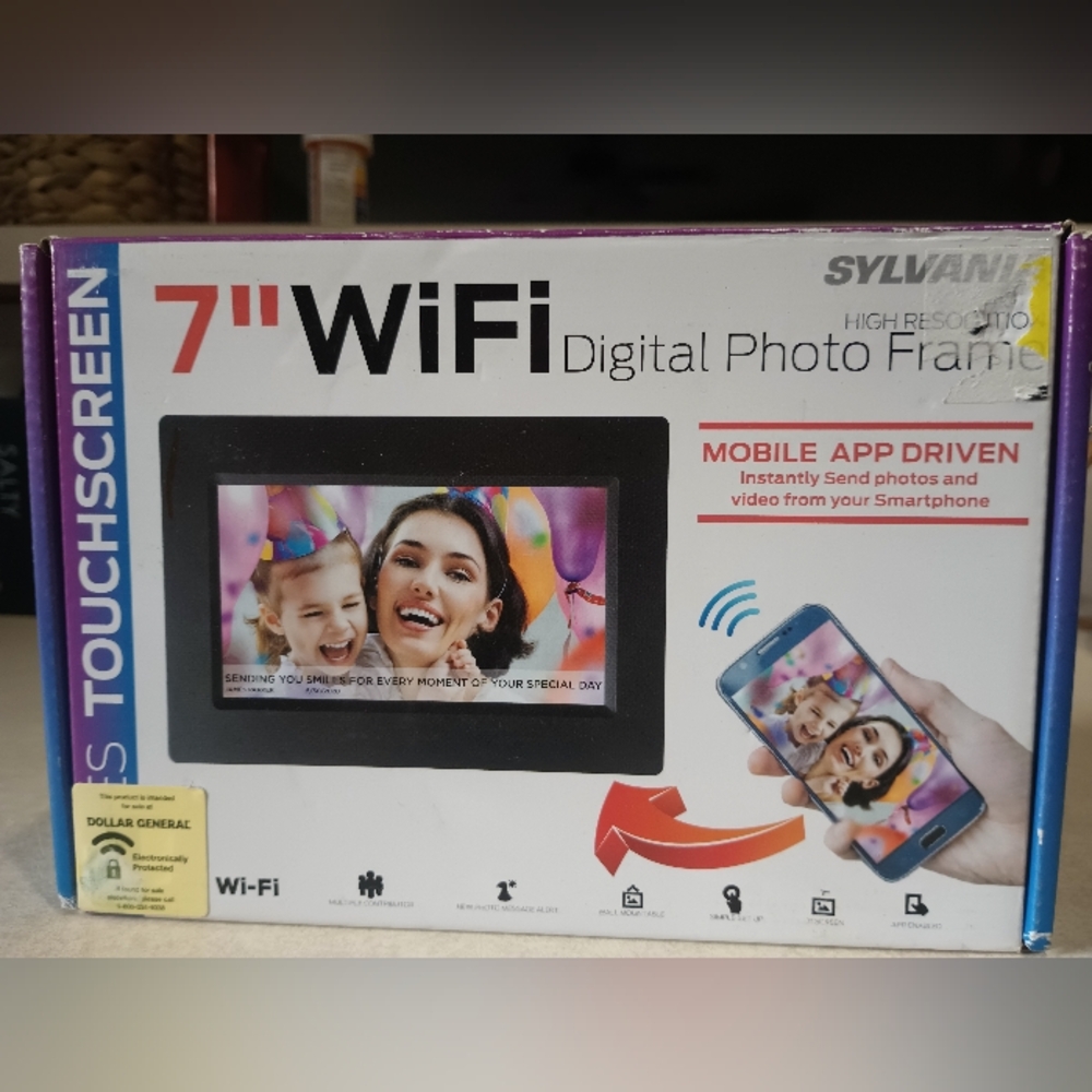 NEW and SEALED in Box, Sylvania Digital Photo Frame